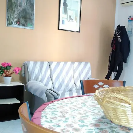 Bilocale Sant'agostino Apartment *